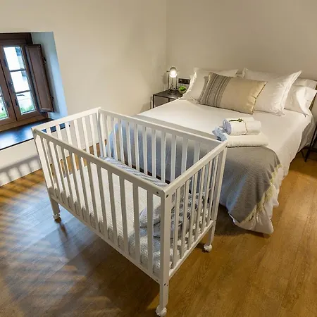 Arbela Apartamentuak Aia